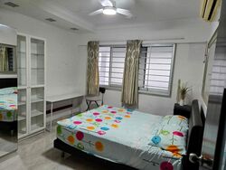 Blk 942 Tampines Avenue 5 (Tampines), HDB Executive #454707541
